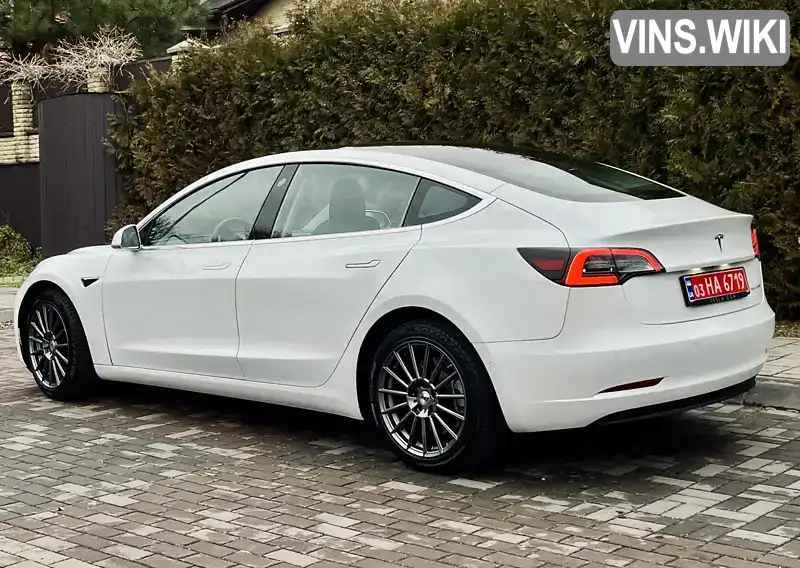 Tesla Model 3 2020, фото з оголошення 2 з 21, VIN 5YJ3E7EB5LF680422