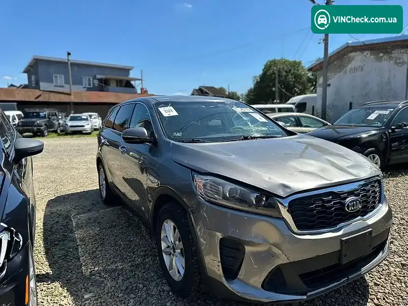 Kia Sorento 2018, фото з оголошення 2 з 20, VIN 5XYPGDA38KG551705