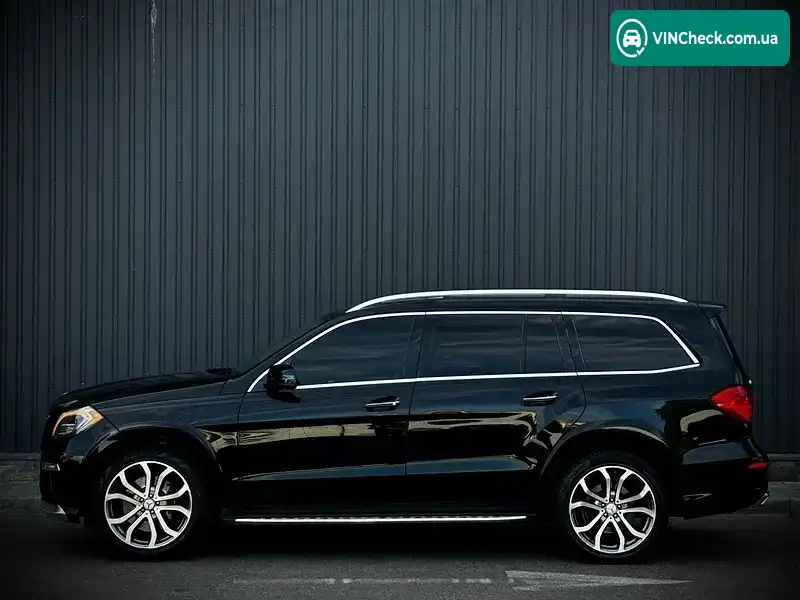 Mercedes-Benz GL-Class 2013, фото з оголошення 2 з 20, VIN 4JGDF7DE7DA130268