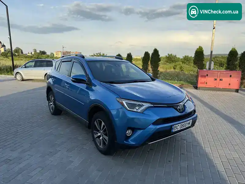 Toyota RAV4 2017, фото з оголошення 1 з 21, VIN JTMRFREVXHJ164196