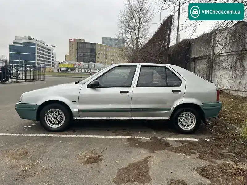 Renault 19 1991, фото з оголошення 2 з 7, VIN VF1B5330502586664
