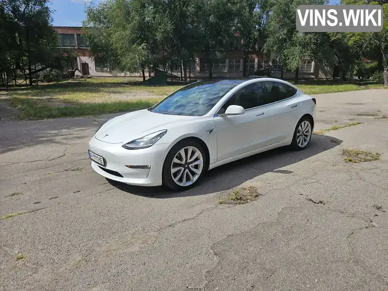 Tesla Model 3 2018, фото з оголошення 1 з 14, VIN 5YJ3E1EB0JF117613