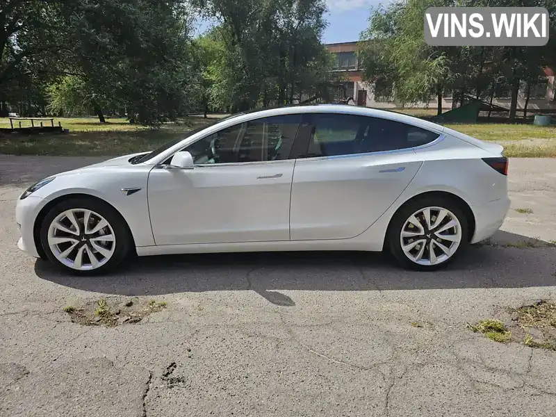 Tesla Model 3 2018, фото з оголошення 2 з 14, VIN 5YJ3E1EB0JF117613