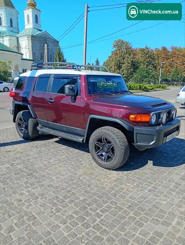 Toyota FJ Cruiser 2007, фото з оголошення 1 з 13, VIN JTEBU11F070036850