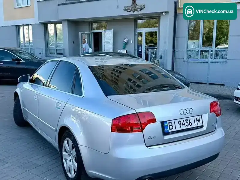 Audi A4 2005, фото з оголошення 2 з 10, VIN WAUZZZ8E15Z414731