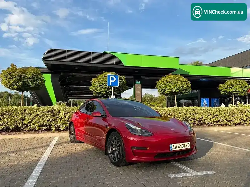 Tesla Model 3 2021, фото з оголошення 1 з 20, VIN 5YJ3E1EAXMF940139