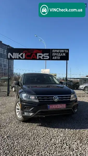 Volkswagen Tiguan 2017, фото з оголошення 1 з 10, VIN 3VV2B7AX4JM016662
