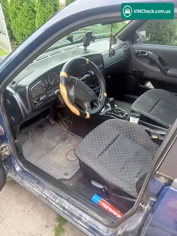 Volkswagen Passat 1996, фото з оголошення 1 з 10, VIN WVWZZZ3AZTE015408