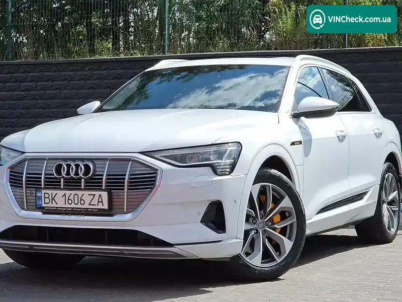 Audi e-tron 2019, фото з оголошення 2 з 20, VIN WAUZZZGE7LB012347