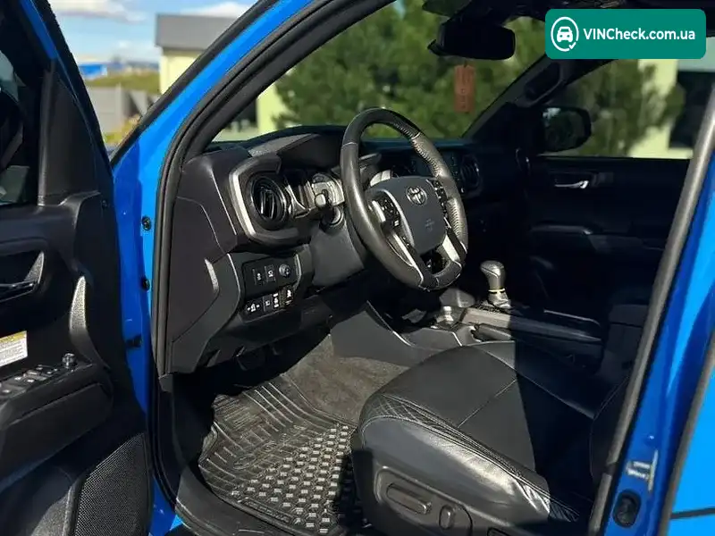Toyota Tacoma 2019, фото з оголошення 2 з 15, VIN 5TFCZ5AN6LX214447
