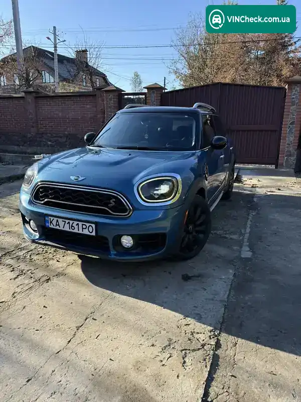MINI Countryman 2018, фото з оголошення 2 з 21, VIN WMZYT3C31J3E93921