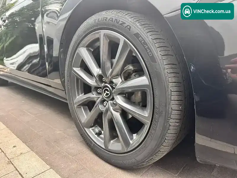 Mazda 3 2021, фото з оголошення 2 з 13, VIN JM1BPAKL5N1504188