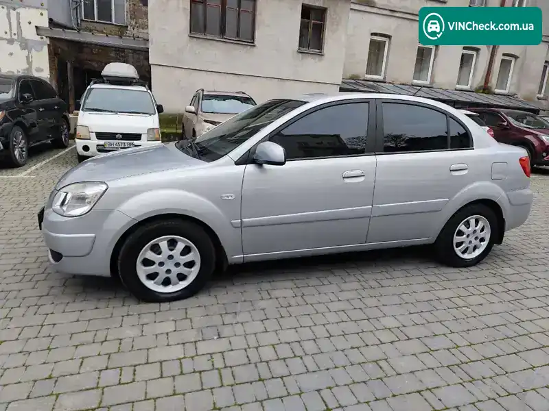 Kia Rio 2007, фото з оголошення 2 з 20, VIN KNEDE221276195522