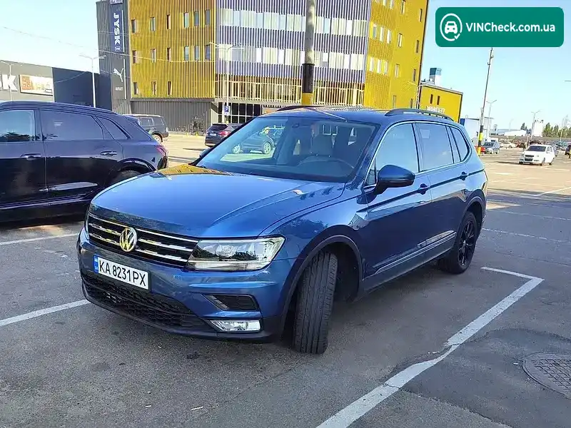 Volkswagen Tiguan 2020, фото з оголошення 2 з 15, VIN 3VV3B7AX8LM143437