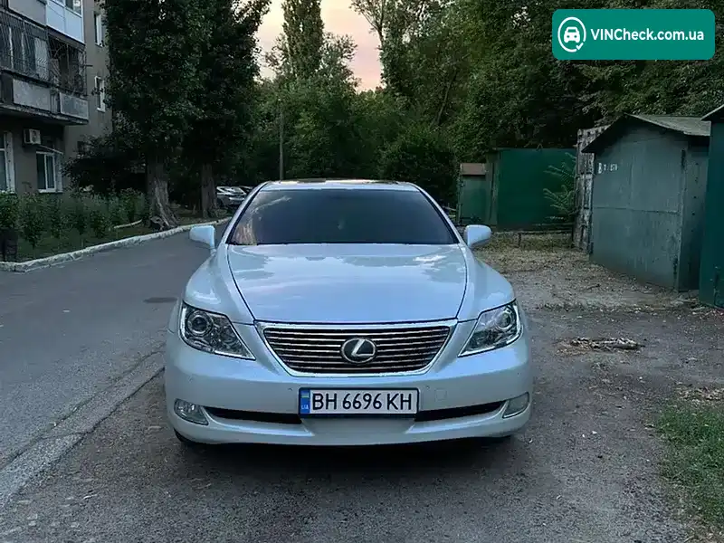 Lexus LS 2007, фото з оголошення 2 з 20, VIN JTHBL46F105014929