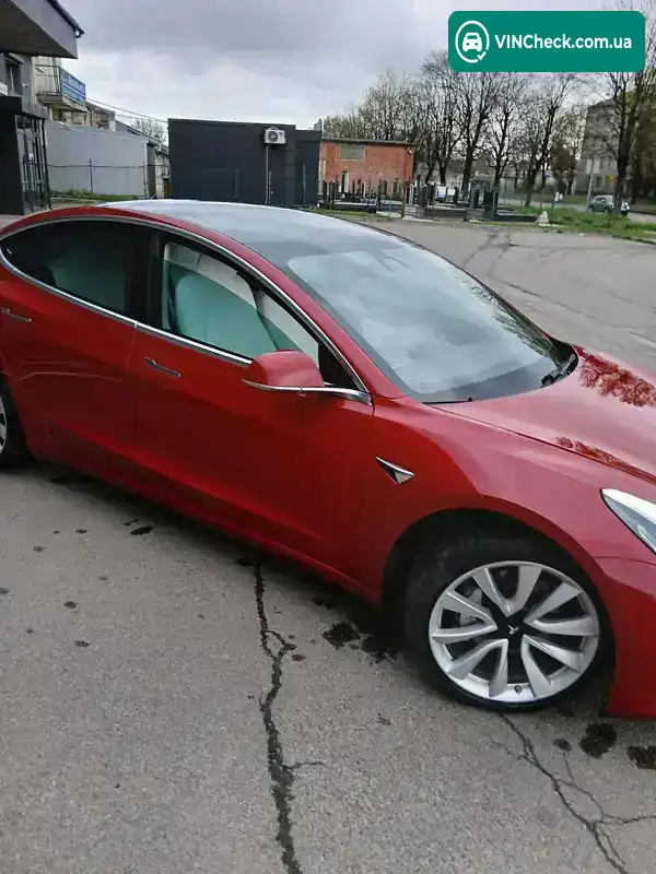 Tesla Model 3 2019, фото з оголошення 2 з 21, VIN 5YJ3E1EB9KF450877