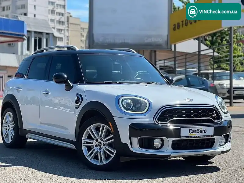 MINI Countryman 2017, фото з оголошення 2 з 20, VIN WMZYT3C31H3D98155