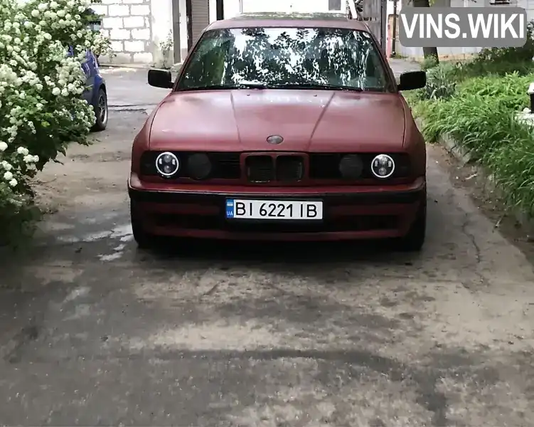 BMW 5 Series 1993, фото з оголошення 1 з 21, VIN WBAHA71040GG50321