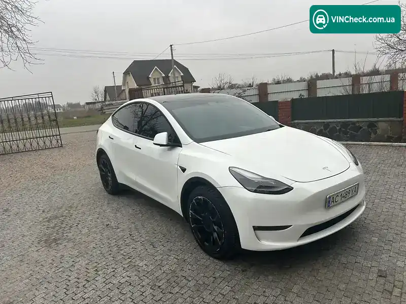 Tesla Model Y 2022, фото з оголошення 2 з 20, VIN 7SAYGAEE3PF597880