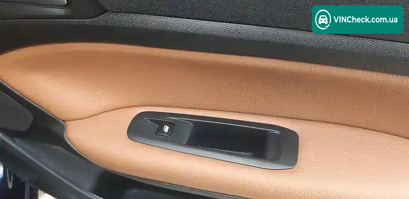Peugeot 308 2015, фото з оголошення 2 з 20, VIN VF3LCBHZHFS312063