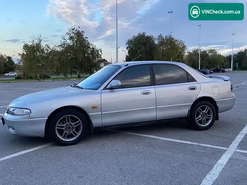Mazda 626 1992, фото з оголошення 2 з 14, VIN JMZGE12A201145831