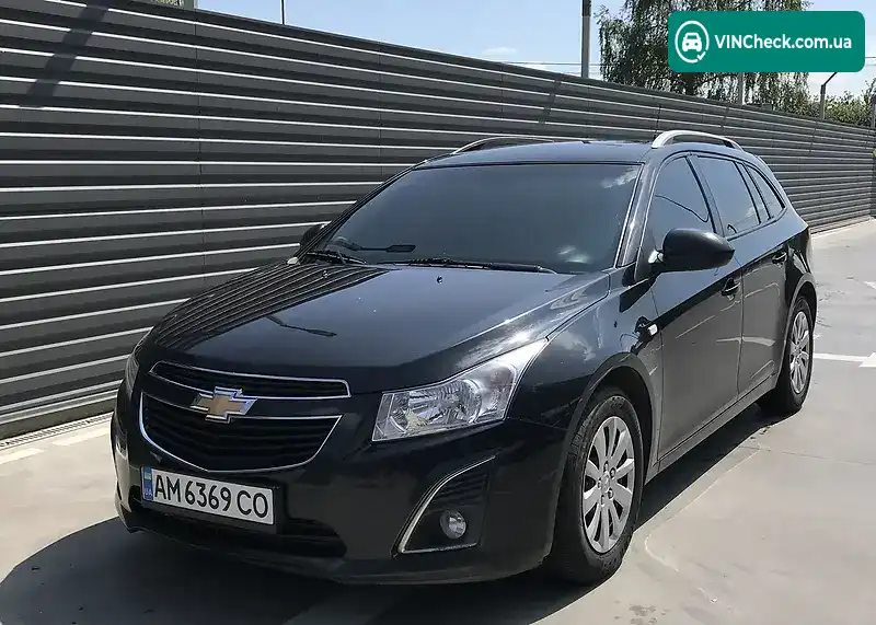Chevrolet Cavalier 2013, фото з оголошення 2 з 20, VIN KL1JF35Y9DK117788