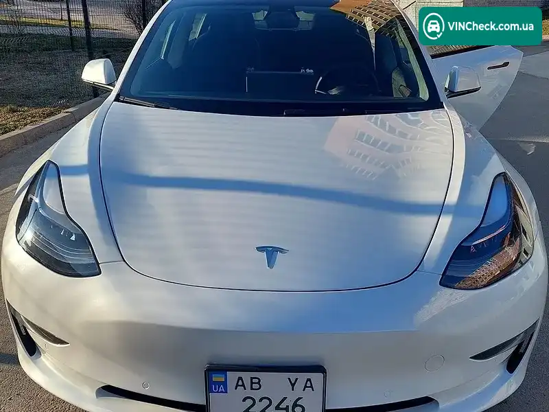 Tesla Model 3 2022, фото з оголошення 1 з 11, VIN 5YJ3E1EB3NF277166