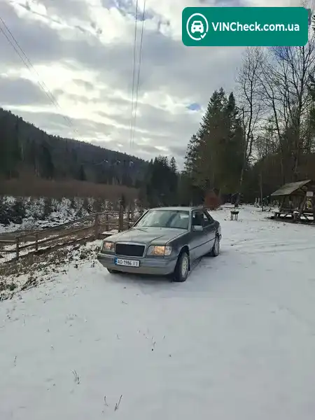 Mercedes-Benz E-Class 1995, фото з оголошення 2 з 12, VIN WDB1241201C236987