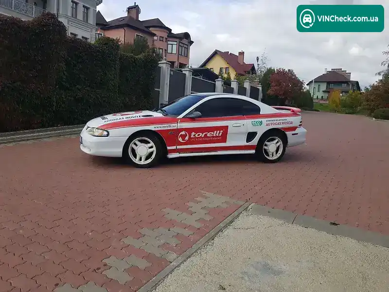 Ford Mustang 1994, фото з оголошення 1 з 9, VIN 1FALP42T4RF120424