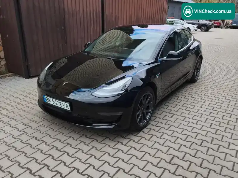 Tesla Model 3 2018, фото з оголошення 2 з 21, VIN 5YJ3E1EA8JF010154