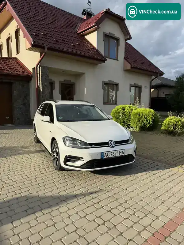Volkswagen Golf 2018, фото з оголошення 2 з 12, VIN WVWZZZAUZJP608169