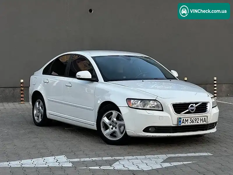 Volvo S40 2012, фото з оголошення 2 з 20, VIN YV1MS434BC2575579