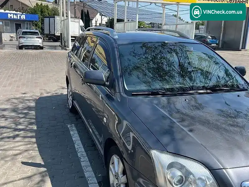 Toyota Avensis 2005, фото з оголошення 2 з 15, VIN SB1EB56L40E005174