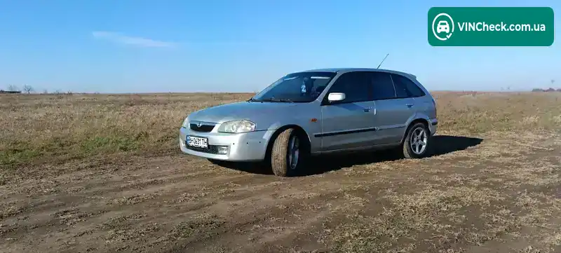 Mazda 323 1999, фото з оголошення 2 з 16, VIN JMZBJ14P201187357