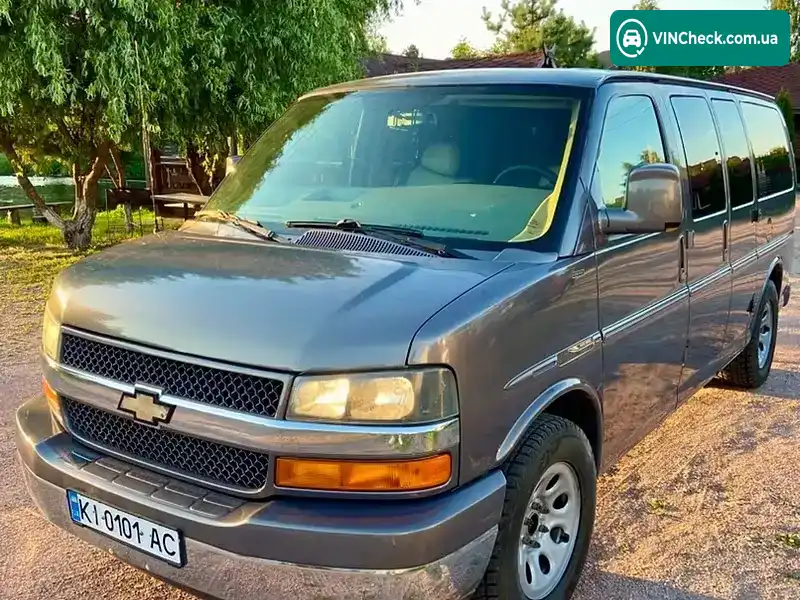 Chevrolet Express 2010, фото з оголошення 1 з 20, VIN 1GBUGEB43A1135063
