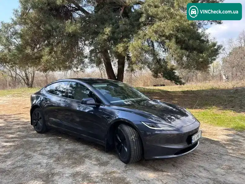 Tesla Model 3 2024, фото з оголошення 2 з 11, VIN LRW3E7EBXRC100763