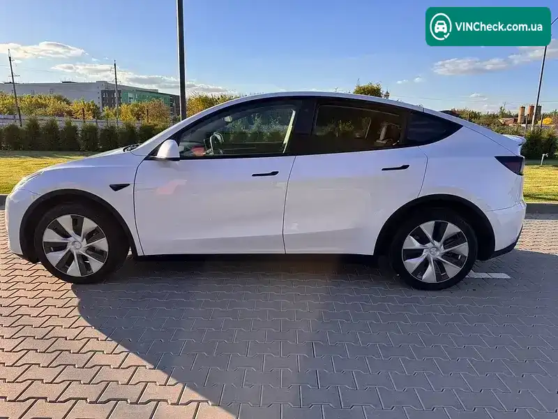 Tesla Model Y 2023, фото з оголошення 1 з 20, VIN 7SAYGDEE6PA088073