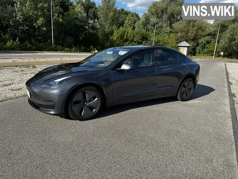 Tesla Model 3 2023, фото з оголошення 2 з 10, VIN 5YJ3E1EB8PF704666