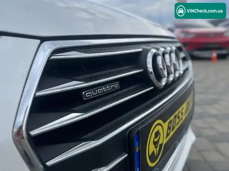 Audi A4 2018, фото з оголошення 2 з 20, VIN WAUZZZF48JA055087