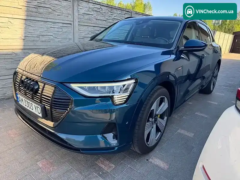 Audi e-tron 2019, фото з оголошення 1 з 21, VIN WAUZZZGE5LB016395