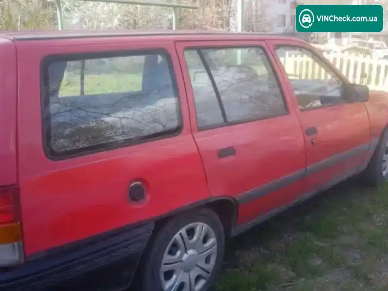 Opel Kadett 1988, фото з оголошення 1 з 5, VIN W0L000036J2773556