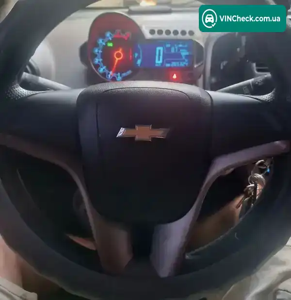 Chevrolet Sonic 2012, фото з оголошення 2 з 18, VIN 1G1JB5SH2C4200463