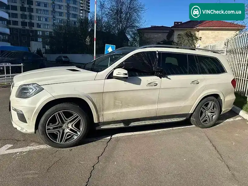 Mercedes-Benz GL-Class 2015, фото з оголошення 2 з 18, VIN WDC1668241A648044