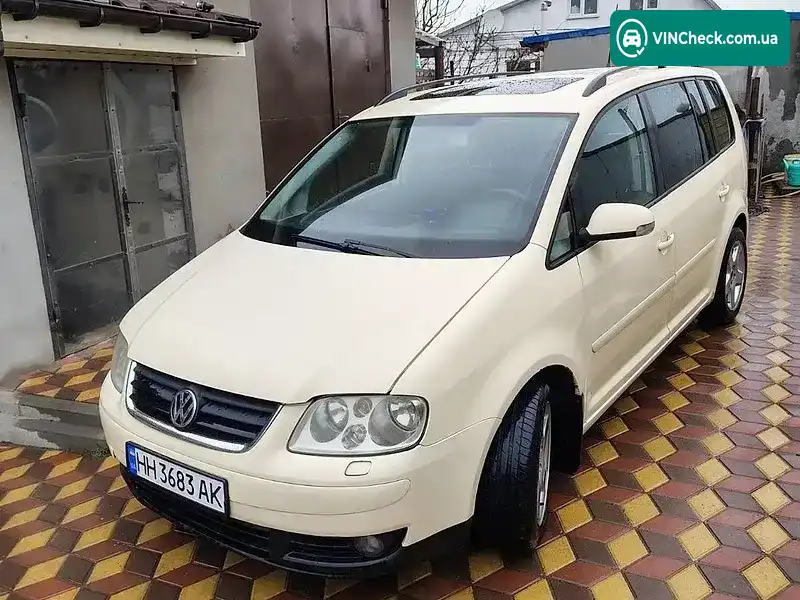 Volkswagen Touran 2004, фото з оголошення 2 з 17, VIN WVGZZZ1TZ5W039143