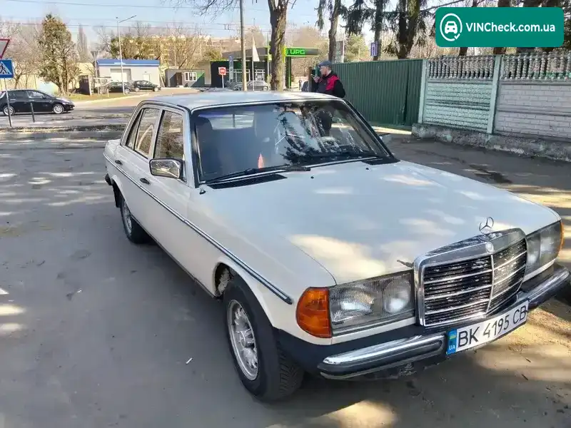 Mercedes-Benz 190 1984, фото з оголошення 1 з 12, VIN WDB12312010274116