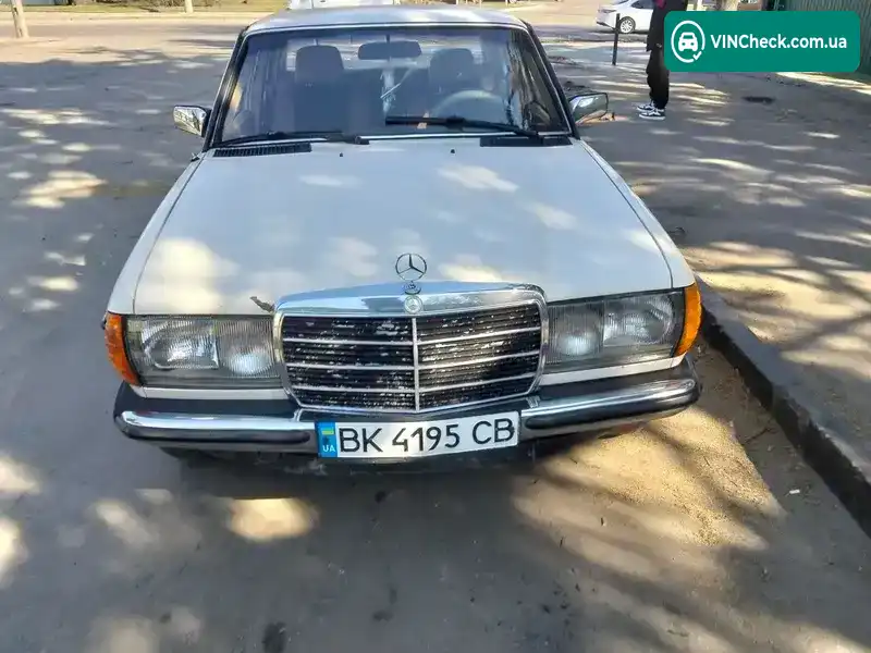 Mercedes-Benz 190 1984, фото з оголошення 2 з 12, VIN WDB12312010274116