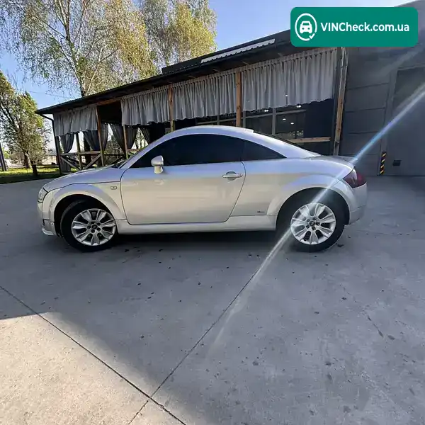 Audi TT 2000, фото з оголошення 1 з 11, VIN TRUZZZ8NZY1060626