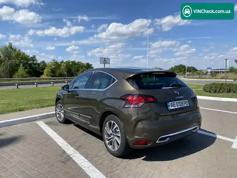 Citroen DS4 2013, фото з оголошення 2 з 21, VIN VF7NXRHHADY590756