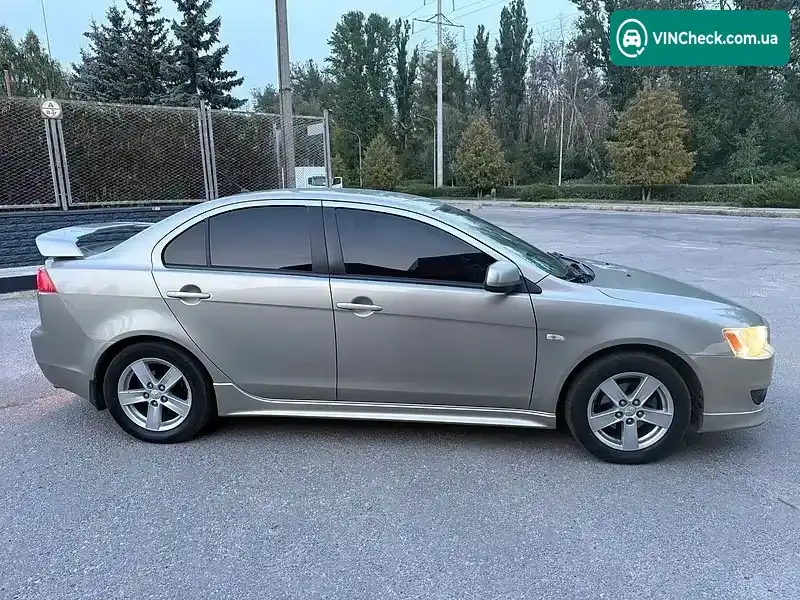 Mitsubishi Lancer 2008, фото з оголошення 2 з 10, VIN JMBSNCY4A8U010865