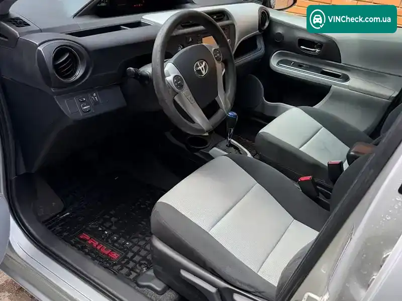 Toyota Prius 2012, фото з оголошення 1 з 9, VIN JTDKDTB3XC1001502